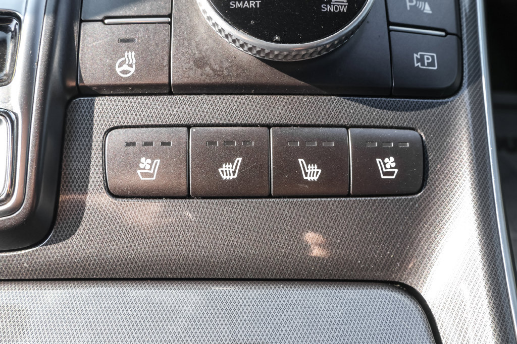 Used 2022 Hyundai Santa Fe Calligraphy AWD/4WD image 26