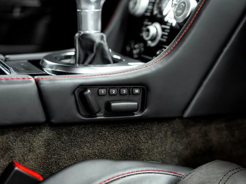 Used 2009 Aston Martin DBS Coupe RWD image 25