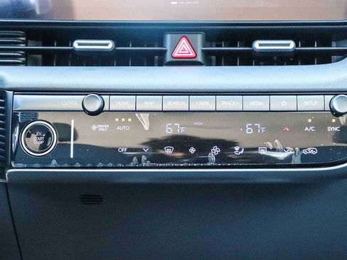 New 2026 Hyundai Ioniq 5 SEL image 18