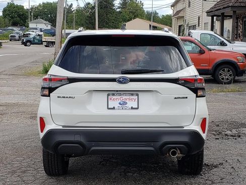 New 2026 Subaru Forester Touring AWD/4WD image 4