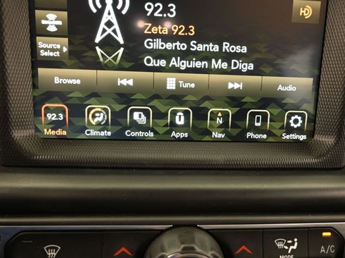 Used 2022 Jeep Gladiator Overland image 22