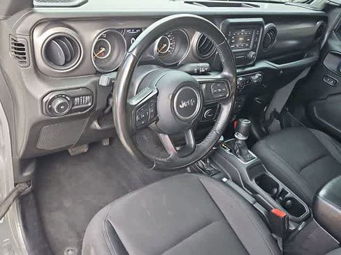 Used 2021 Jeep Wrangler Unlimited Sport image 10