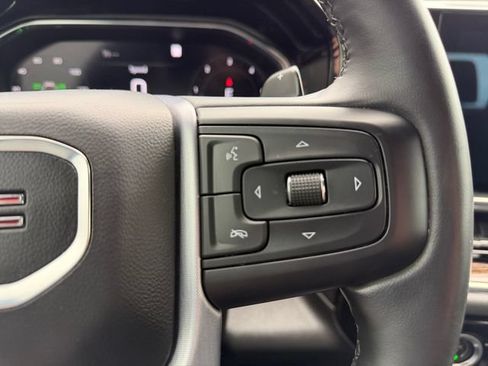 Used 2023 GMC Sierra 1500 Elevation AWD/4WD image 18