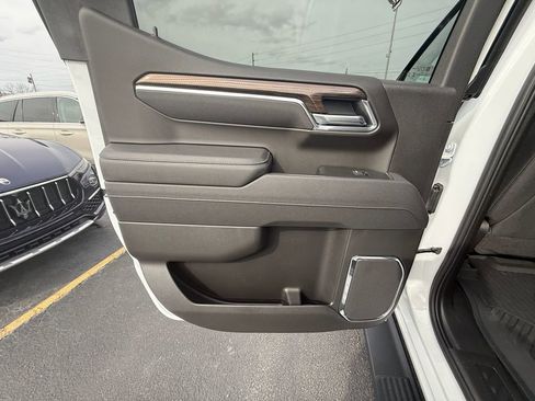 Used 2026 Chevrolet Silverado 1500 LT Trail Boss image 18