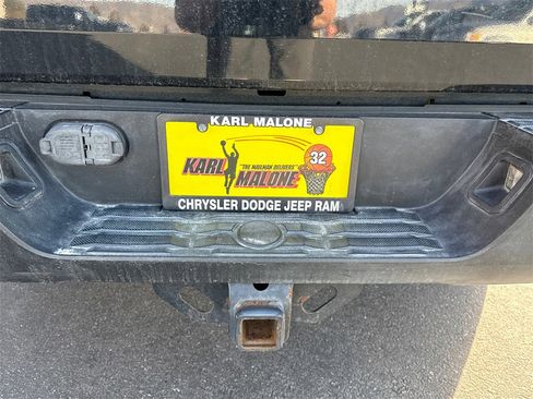 Used 2016 Toyota Tundra Platinum image 11