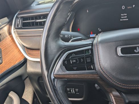 Used 2022 Jeep Grand Cherokee Summit w/ Adv Protech Group IV image 23