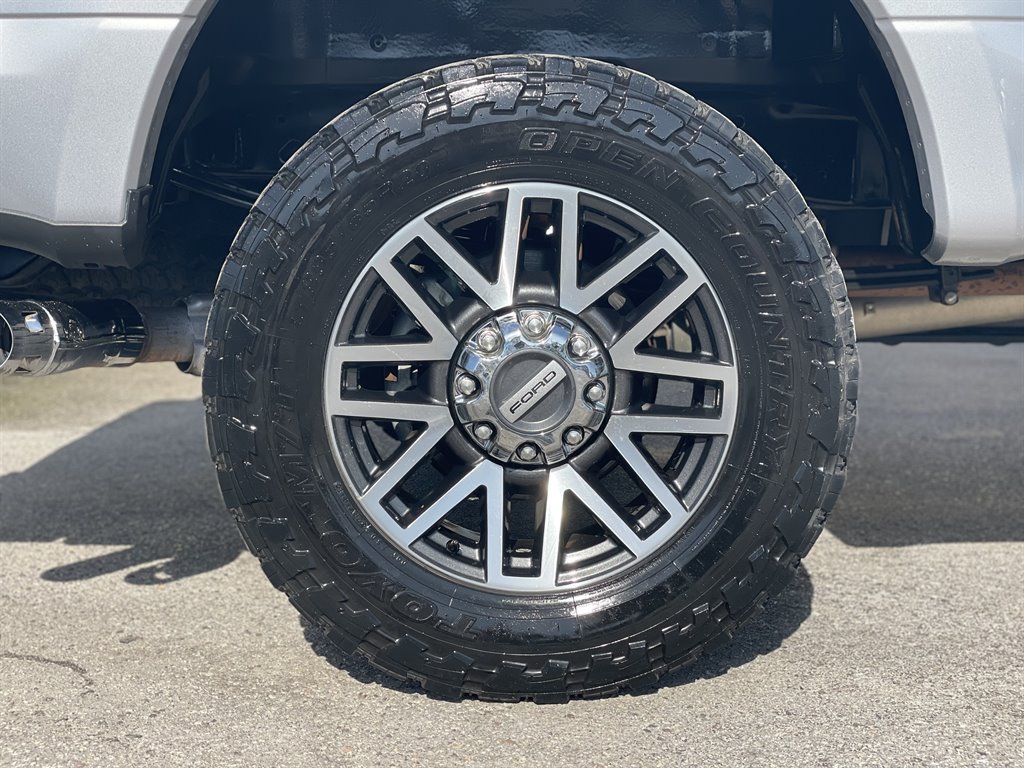 Used 2022 Ford F250 Platinum AWD/4WD image 42