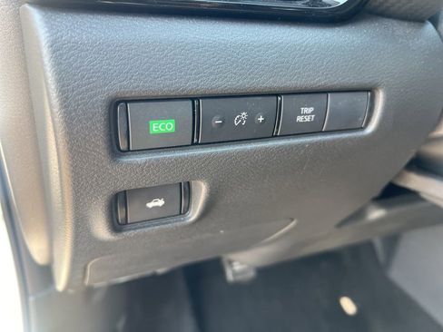 Certified 2023 Nissan Sentra SR w/ SR Premium Package image 53