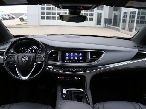 Used 2022 Buick Enclave Premium w/ Experience Buick Package image 12