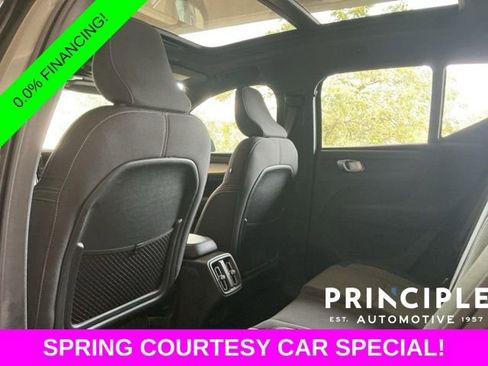 New 2026 Volvo XC40 B4 Core image 27