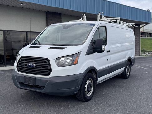 Used 2018 Ford Transit 150 130 Low Roof RWD image 2