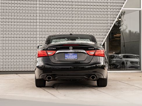Used 2017 Nissan Maxima Platinum w/ Medallion Package FWD image 23