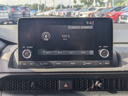 Used 2025 Honda CR-V EX image 18