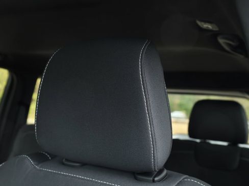 Used 2025 Jeep Grand Cherokee Laredo X w/ Trailer Tow Package image 21