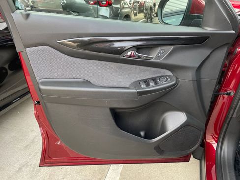 Used 2025 Chevrolet TrailBlazer LT image 20