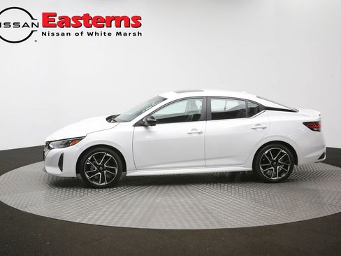 Used 2024 Nissan Sentra SR w/ SR Premium Package FWD image 59