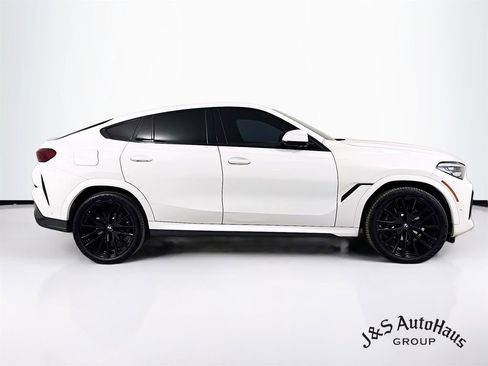 Used 2023 BMW X6 xDrive40i w/ M Sport Package image 8