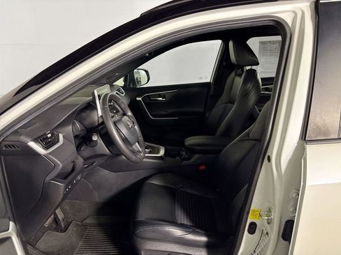 Used 2021 Toyota RAV4 XSE image 11
