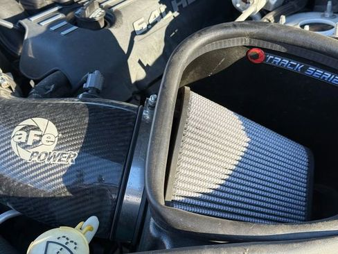 Used 2016 Jeep Grand Cherokee SRT image 14