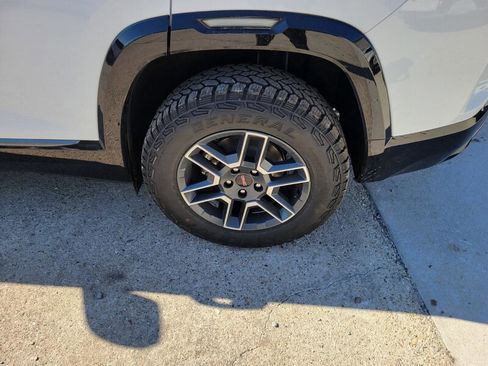 New 2026 GMC Terrain AT4 w/ Convenience Package III image 7
