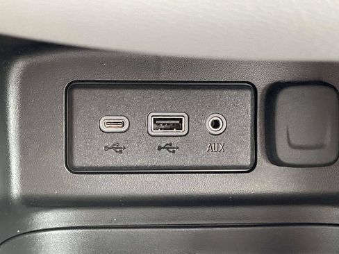 Used 2024 Chevrolet Equinox LS w/ LS Convenience Package AWD/4WD image 38