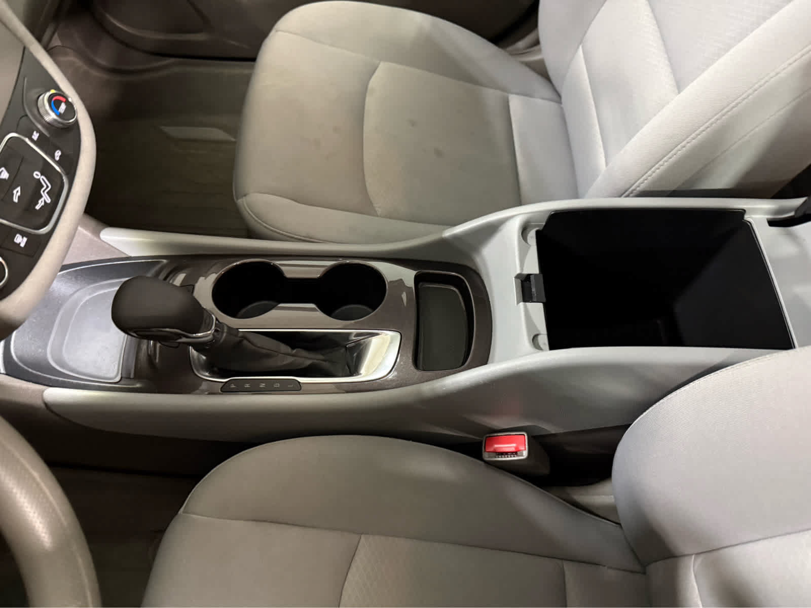 Used 2022 Chevrolet Malibu LS FWD image 22