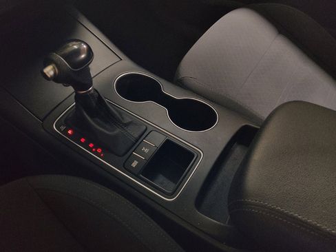 Used 2017 Kia Sorento LX image 26