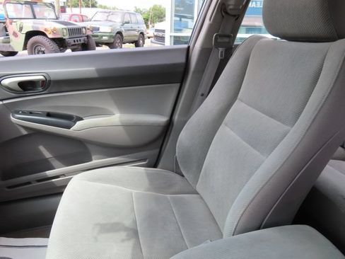 Used 2010 Honda Civic LX image 16