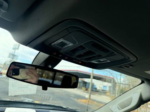 Used 2019 Chevrolet Silverado 1500 RST image 30