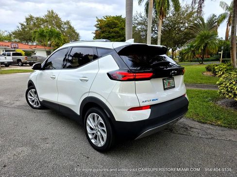 Used 2022 Chevrolet Bolt EUV LT w/ Driver Confidence Package image 18