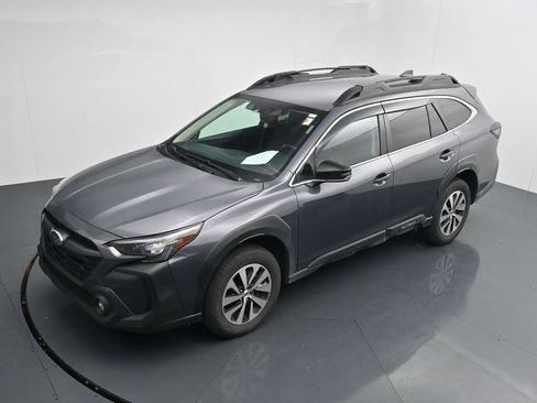 Used 2025 Subaru Outback Premium w/ Popular Package #1 AWD/4WD image 24