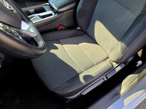Used 2024 Nissan Sentra SV FWD image 35