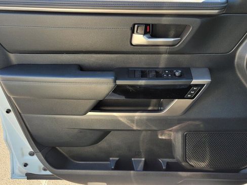 Used 2024 Toyota Tundra Limited image 27