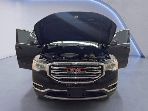 Used 2018 GMC Acadia SLT image 8