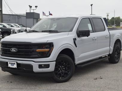 New 2025 Ford F150 XLT w/ Equipment Group 302A MID