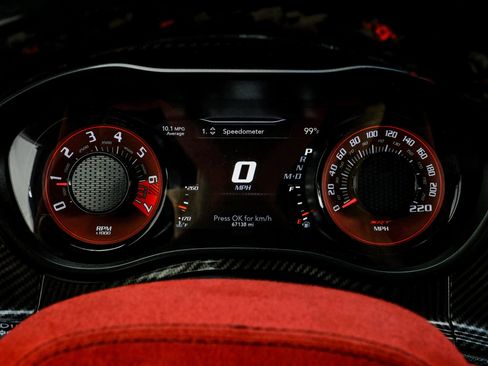 Used 2016 Dodge Challenger SRT Hellcat RWD image 26