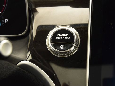 Certified 2026 Mercedes-Benz GLC 300 image 31