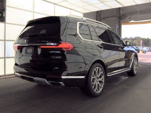 Used 2019 BMW X7 xDrive50i w/ Premium Package AWD/4WD image 13