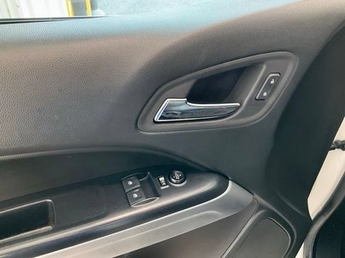 Used 2022 Chevrolet Colorado LT RWD image 5