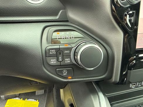 New 2026 RAM 1500 Big Horn AWD/4WD image 14
