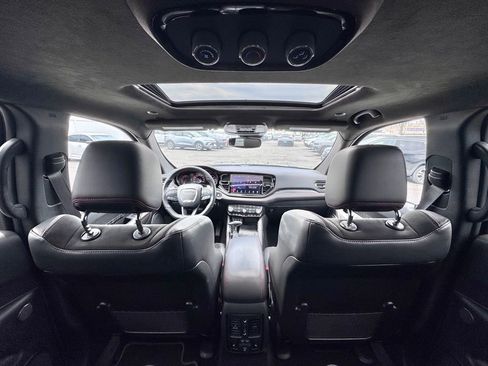 Used 2024 Dodge Durango R/T image 25