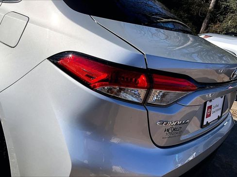 Used 2023 Toyota Corolla LE image 27