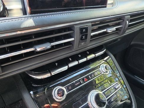 Used 2021 Lincoln Corsair FWD image 22