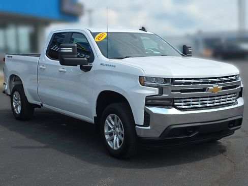 Used 2021 Chevrolet Silverado 1500 LT w/ Fleet Comfort Package AWD/4WD image 11