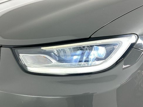 Used 2021 Chrysler Pacifica Touring-L w/ Uconnect Theater Family Group AWD/4WD image 33