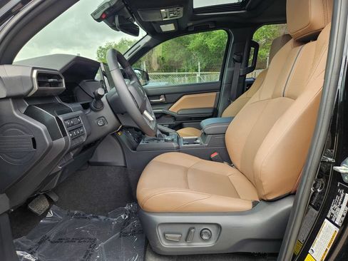 Used 2025 Toyota 4Runner Limited RWD image 18