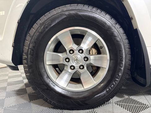 Used 2013 Toyota 4Runner SR5 w/ Premium Pkg RWD image 8