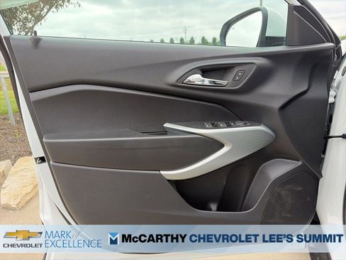 New 2026 Chevrolet Trax LS w/ LS Convenience Package FWD image 43
