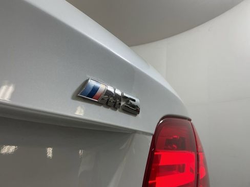 Used 2011 BMW M3 Convertible image 32