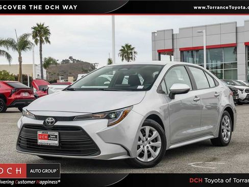 Used 2025 Toyota Corolla LE FWD image 1